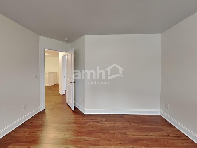 Building Photo - 3471 Shady Cove Ct