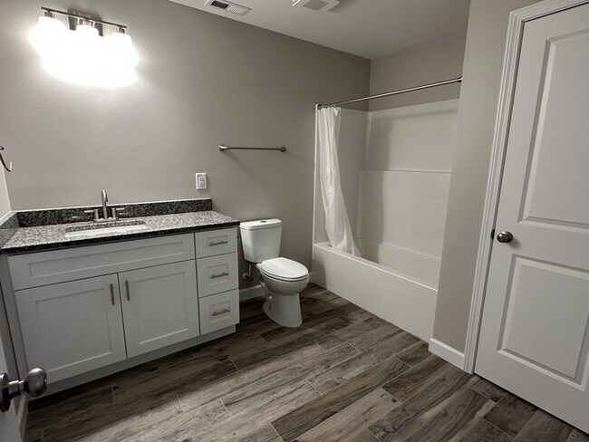 Building Photo - AVAILABLE for QUICK MOVE IN New 3 bedroom home with an office