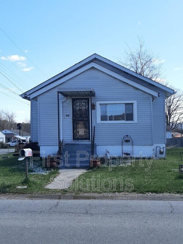 Primary Photo - 400 F St