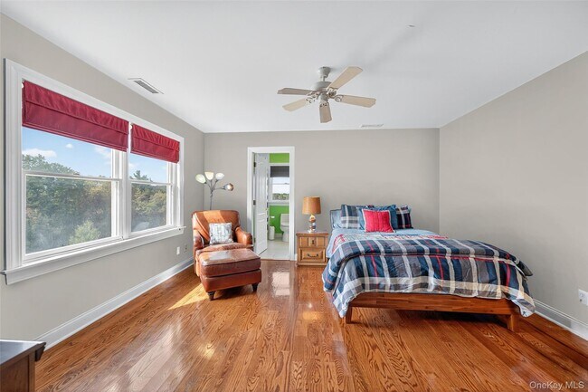 Building Photo - 11 Dorian Way