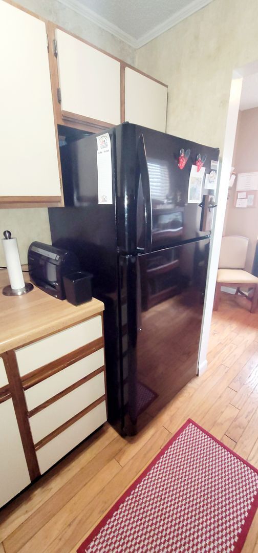 Building Photo - Spacious 2-Bedroom, 2.5-Bath Townhouse – C...