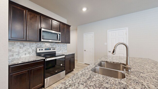 Building Photo - 8605 Cantera Rdg Rd