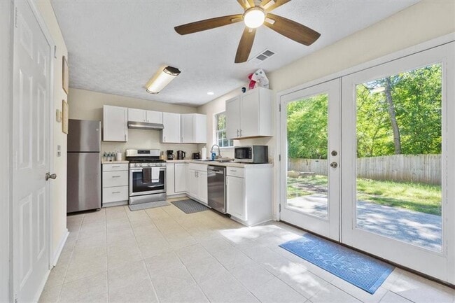 Building Photo - 4266 Cabretta Dr