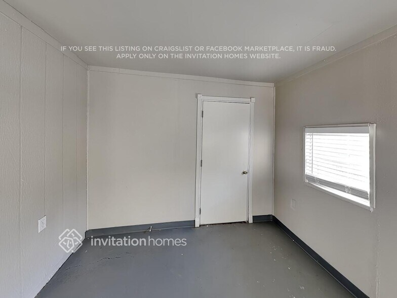 Building Photo - 6027 W Carol Ann Way