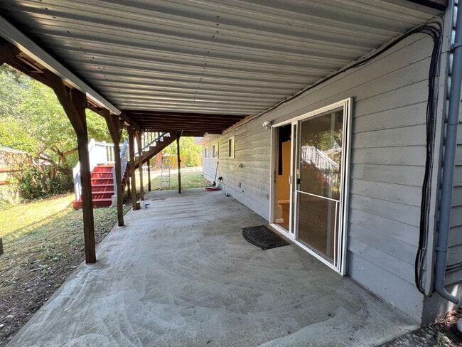 Building Photo - 5 Bedroom Home in Cul-de-sac AVAILABLE NOW!
