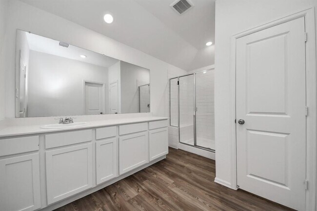 Building Photo - 1351 Antigua Dr