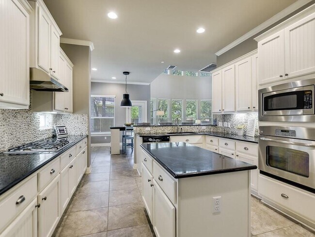 Building Photo - 207 Crosswind Ct