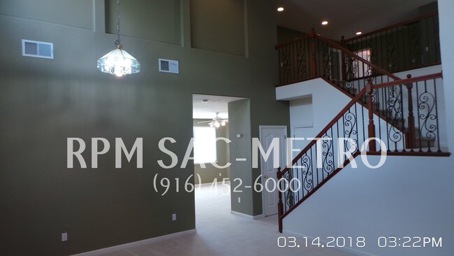 Building Photo - 430 Aviator Cir