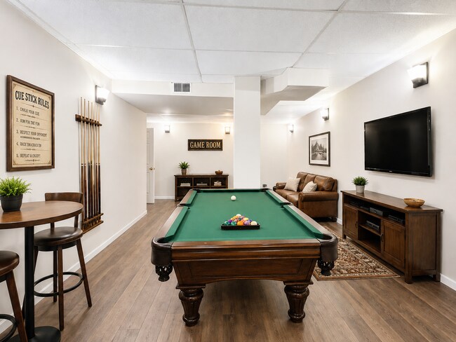 Building Photo - Beautifully Maintained 3BR Home with Extra Living Space