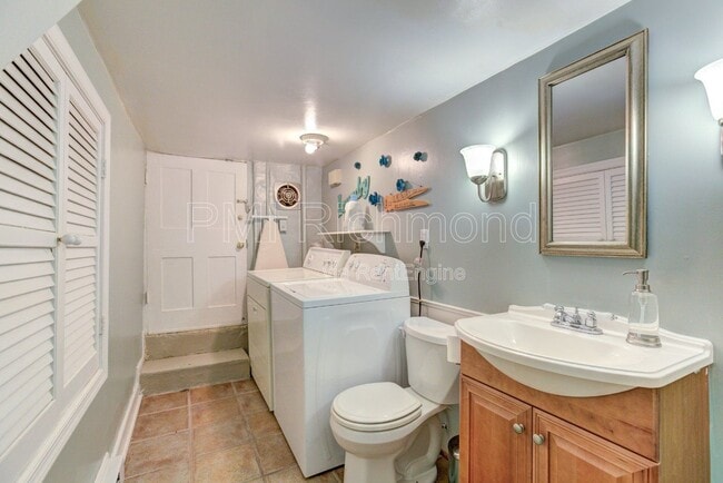 Building Photo - 138 W Clay St