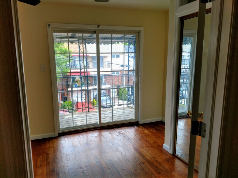 Balcany - 13 Skyline Dr