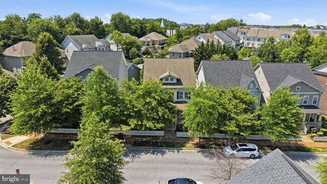 Building Photo - 13131 Clarksburg Square Rd