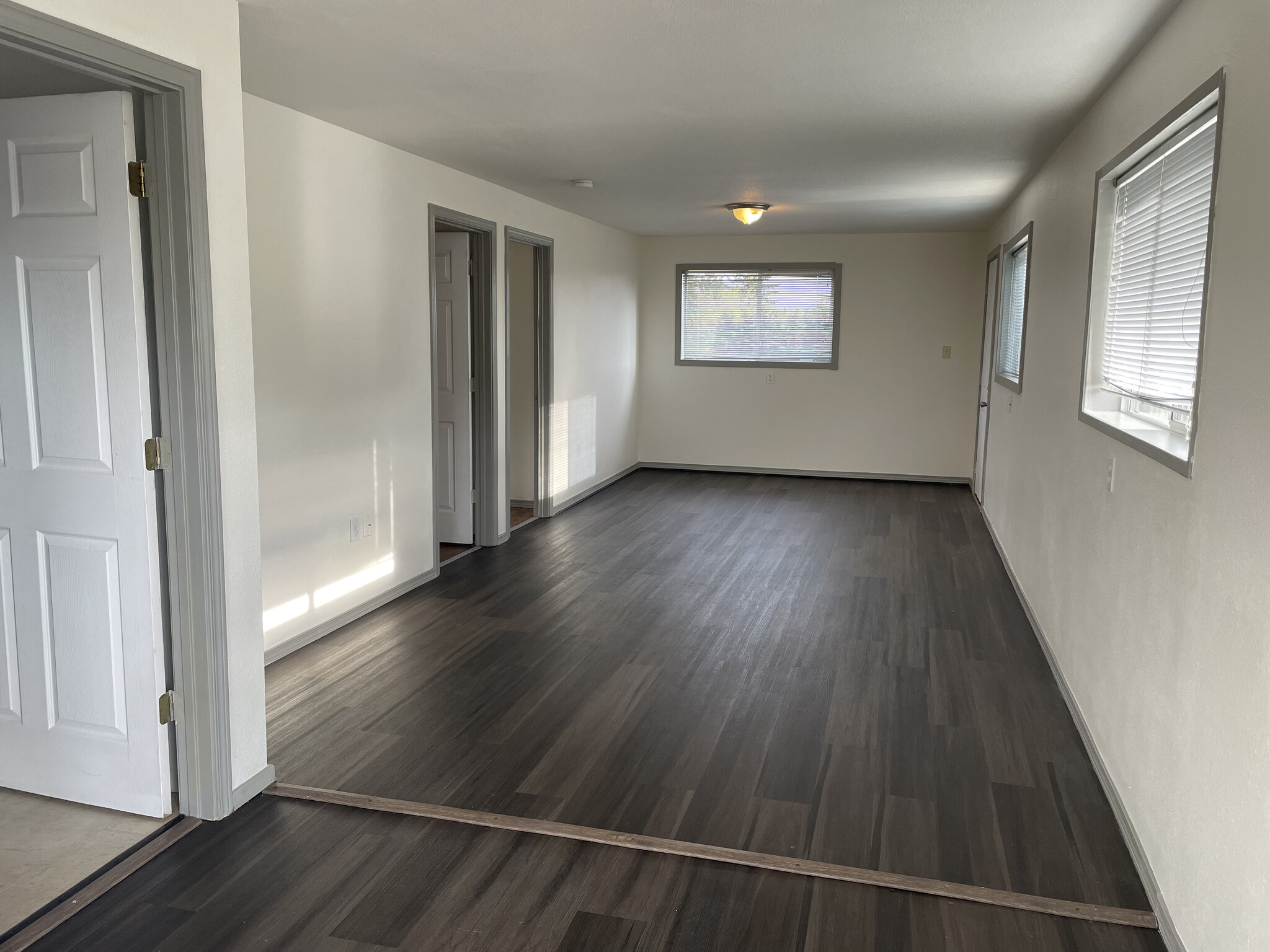 Living-Family Room - 16627 113th Ave SE