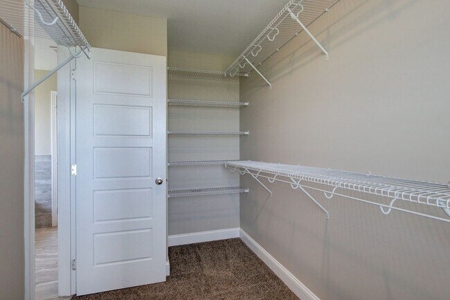 Building Photo - 1121 Cardinal Creek Dr