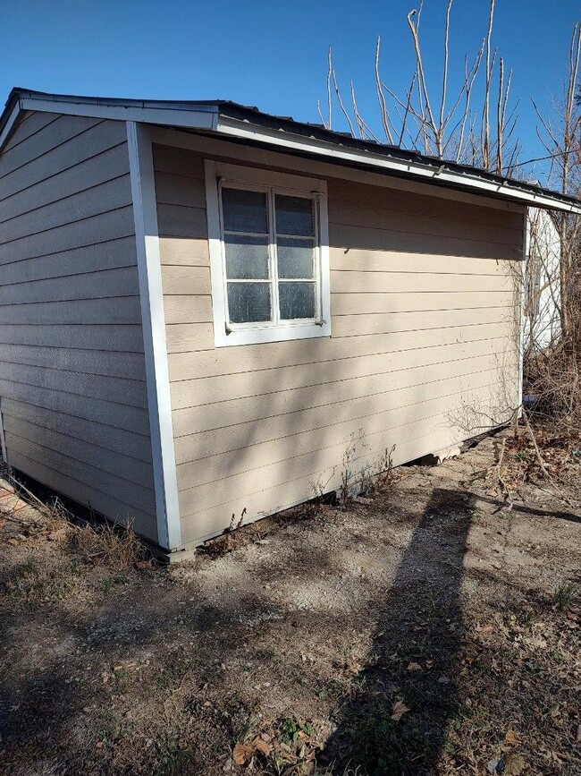 Building Photo - 1503 Osborne St