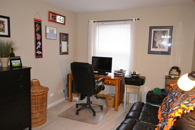 Building Photo - 2990 Peachtree Cir