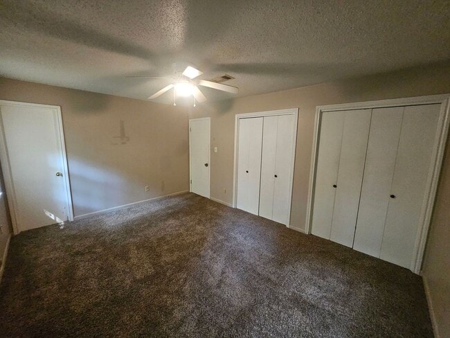 Building Photo - 110 Kimberly Dr