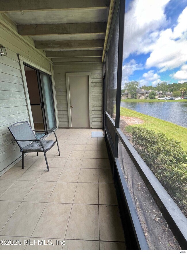 Building Photo - 10200 Belle Rive Blvd