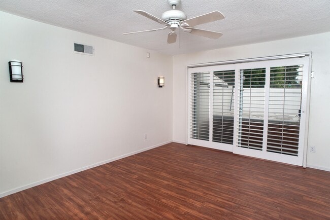 Building Photo - 18624 Kenya St