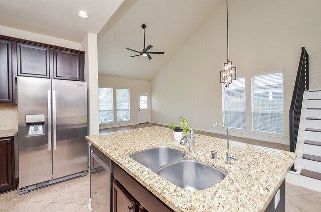 Building Photo - 9971 Boulder Bend Ln