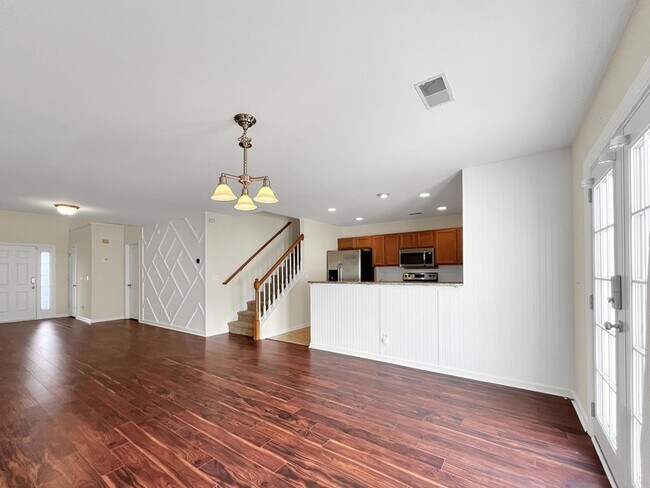 Building Photo - 4824 Willow Brook Ln