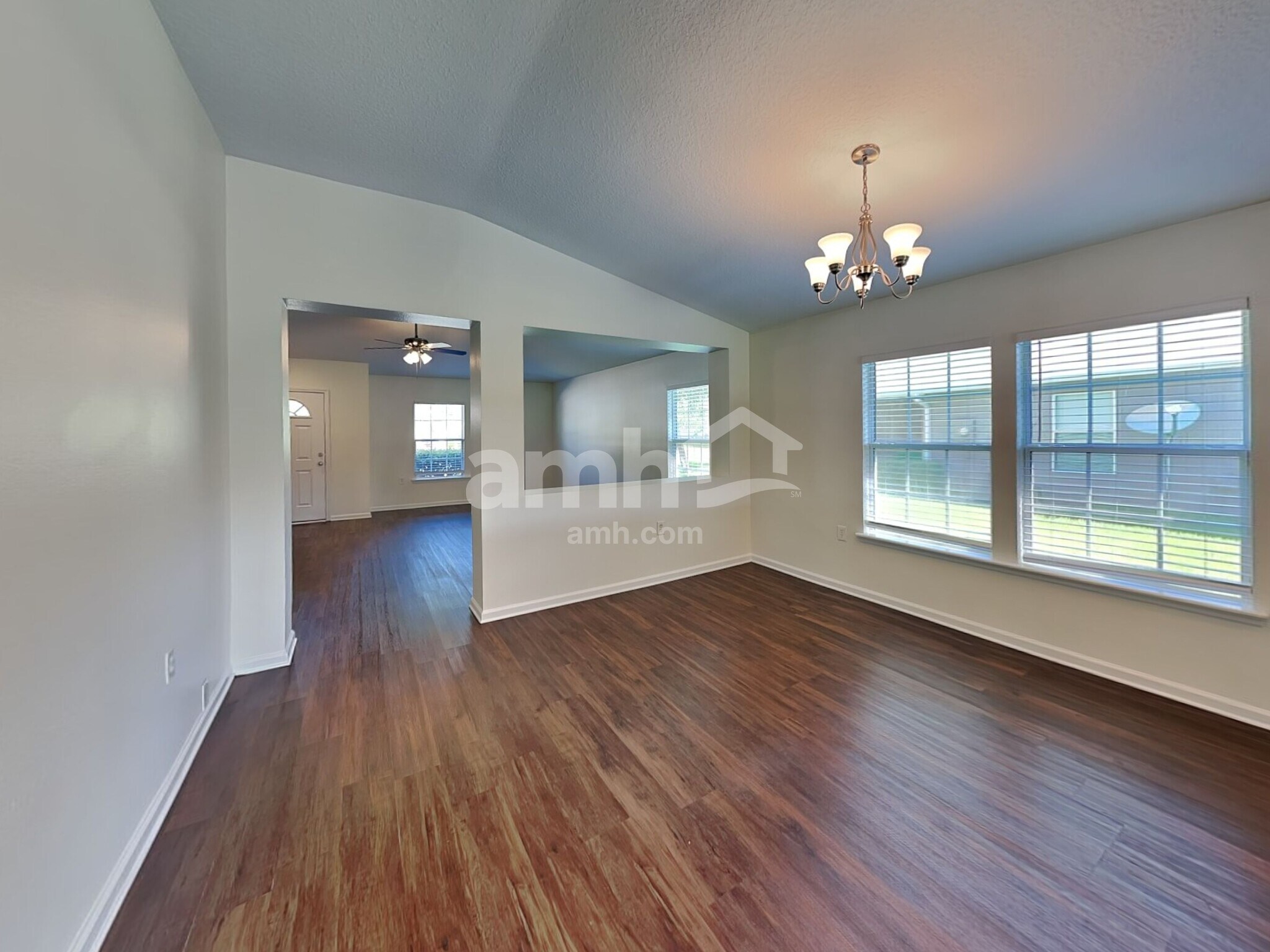Building Photo - 3071 Bent Bow Ln