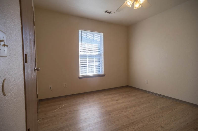 Building Photo - 1622 Tolleson Loop