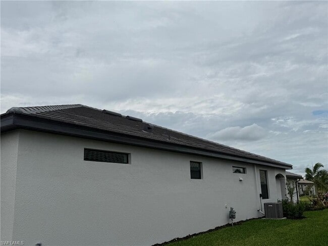 Building Photo - 19617 Hinkley Dr