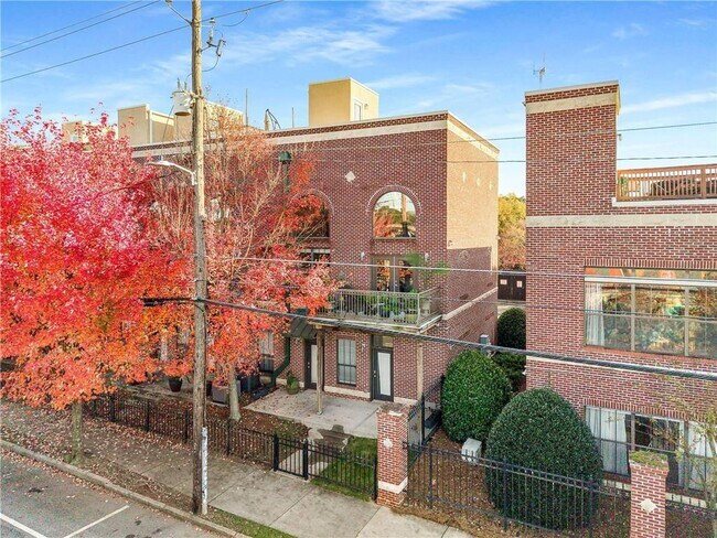 Building Photo - 791 Wylie St SE