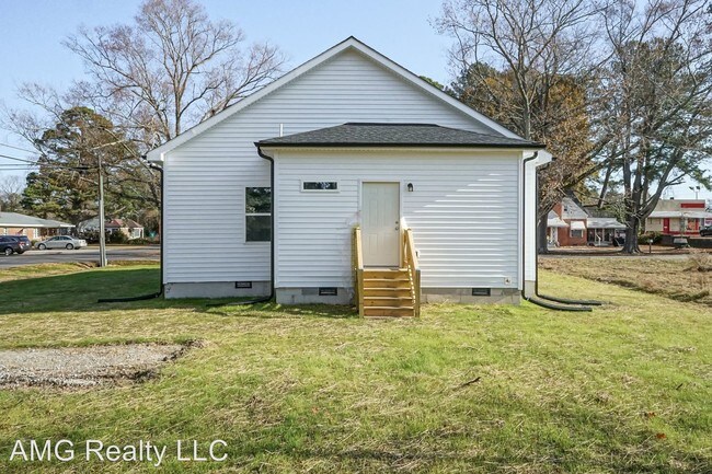 Building Photo - 3 br, 2 bath House - 307 West 1st Street
