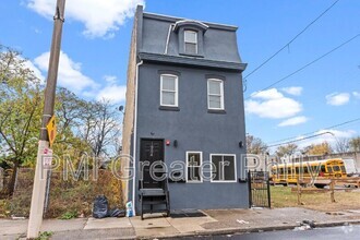 Building Photo - 1904 Orthodox St