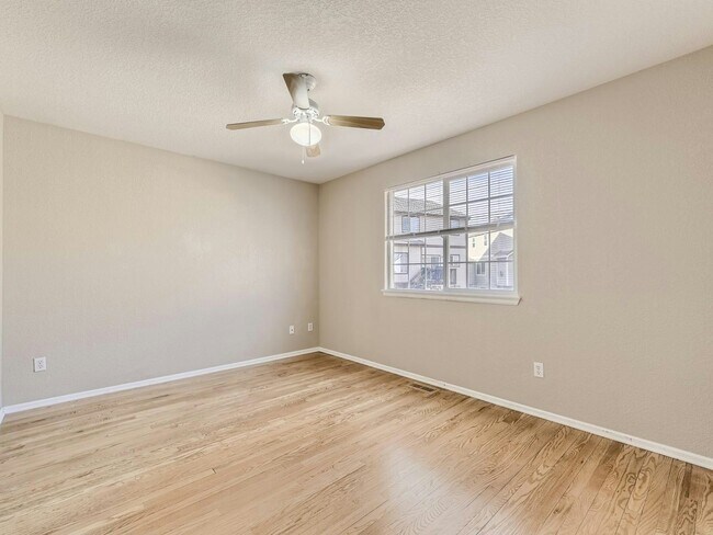 Building Photo - 4871 S Lisbon Way