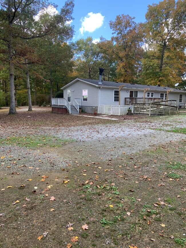 Building Photo - 2790 Dick Farmer Rd