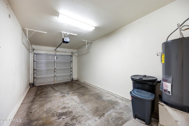 Building Photo - 7021 E Earll Dr