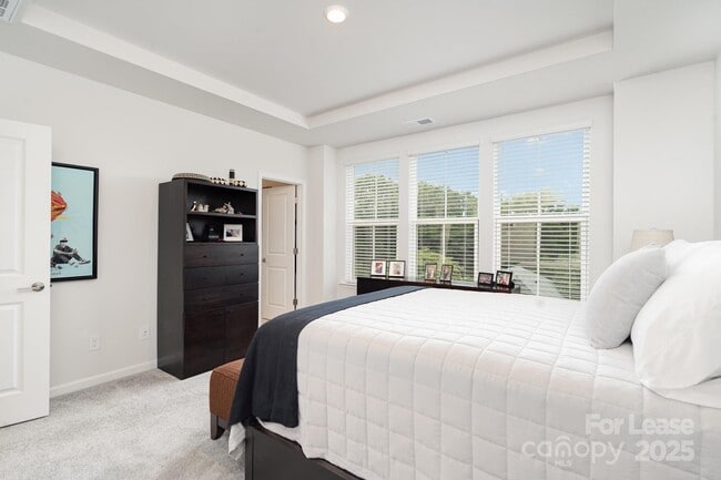 Building Photo - 408 Catawba Ave