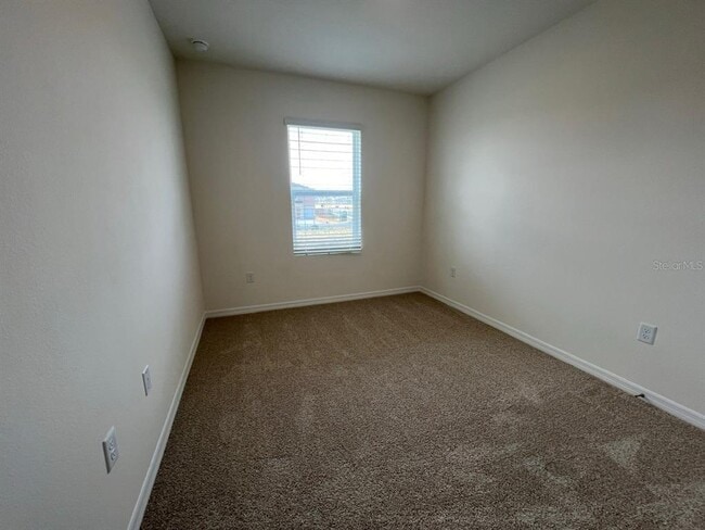 Building Photo - 1532 Lumber Ave