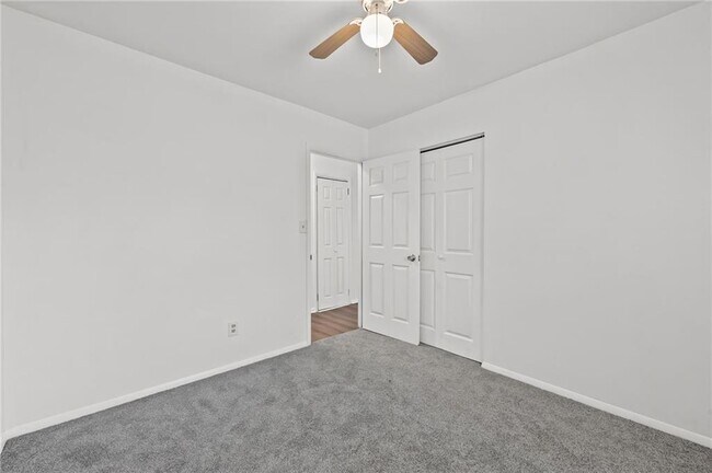 Building Photo - 4488 Richard Rd