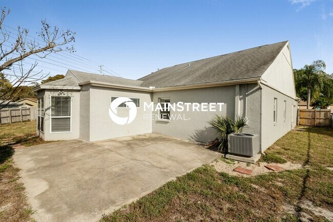 Building Photo - 3 Bedroom Pet-Friendly Home in Port Richey, FL with Main Street Renewal