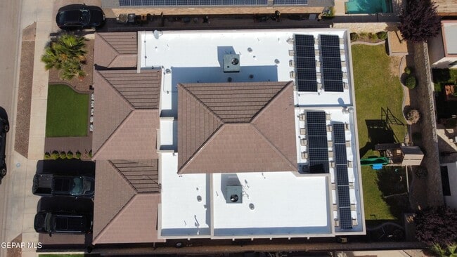 Building Photo - 14812 Long Shadow Ave