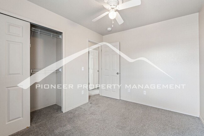 Building Photo - 7604 Firehawk Ln