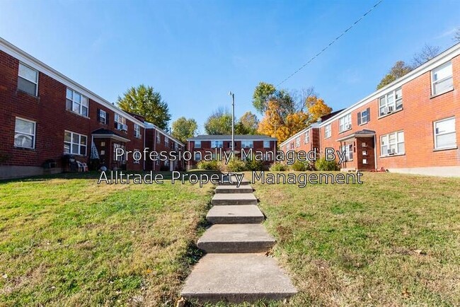 Building Photo - 1407 Nightingale Rd