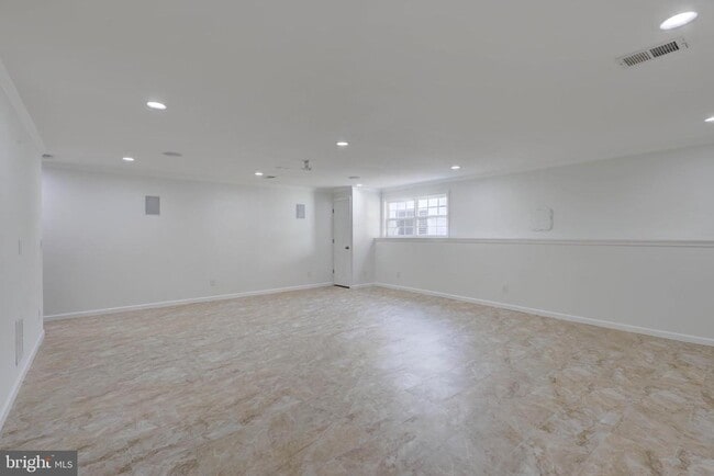 Building Photo - 101 Pearce Ln