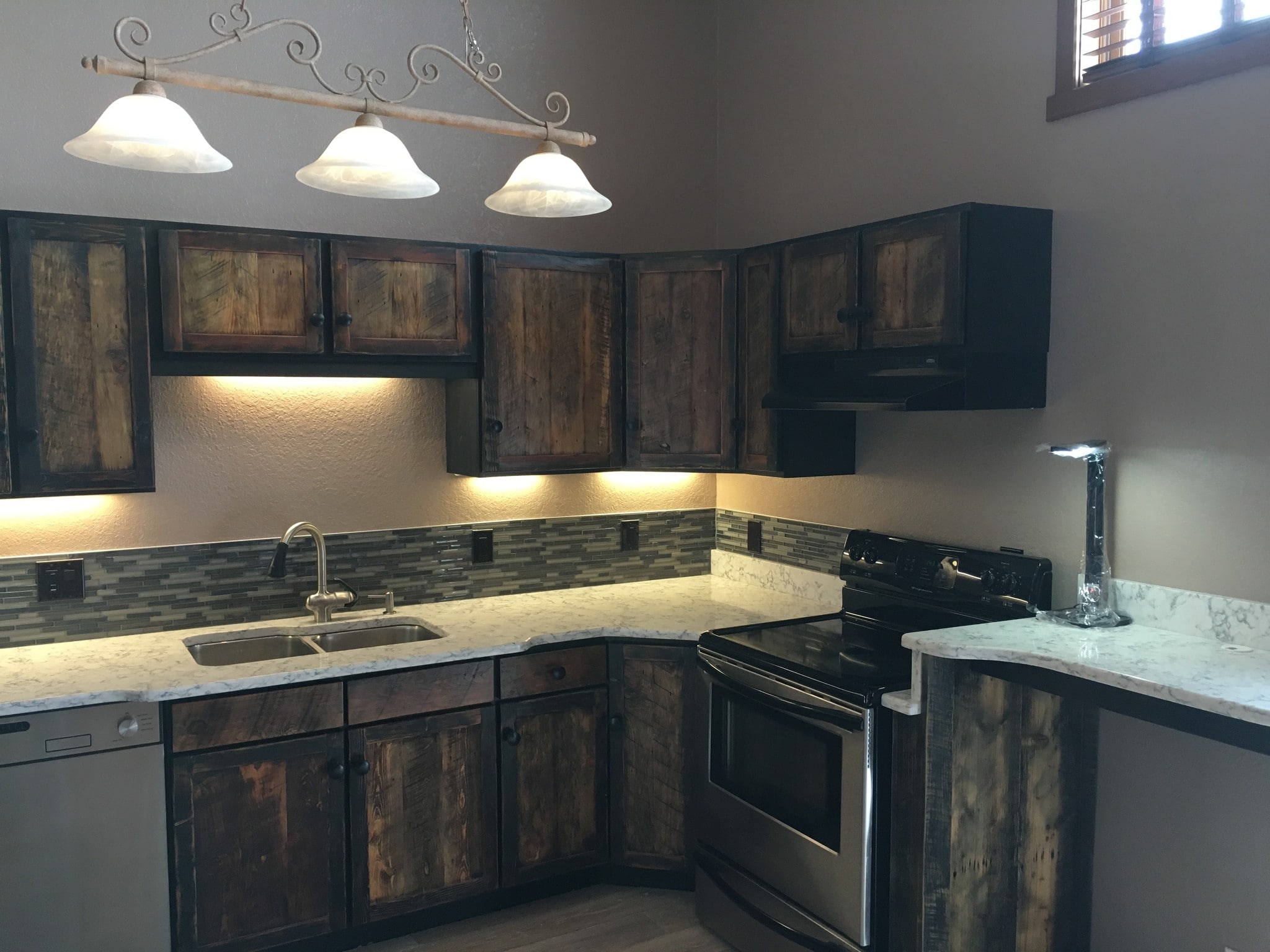 Kitchen - 238 Central Ave