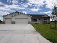 Building Photo - 1145 W Trek Cir
