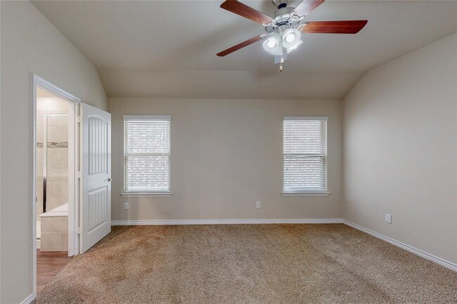 Building Photo - 2917 Colorado Dr