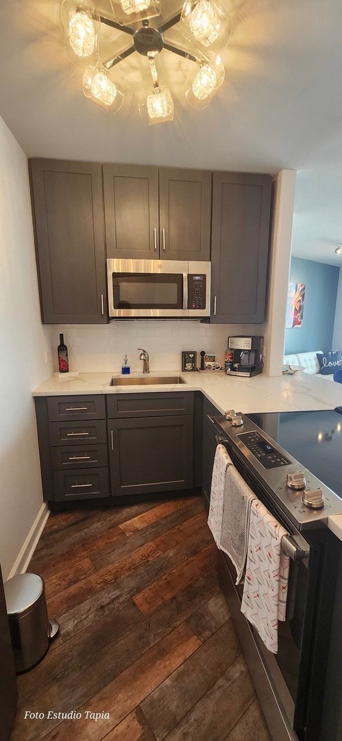 Building Photo - 5415 N Sheridan Rd