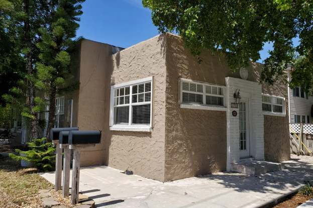 Building Photo - 301 Central Dr