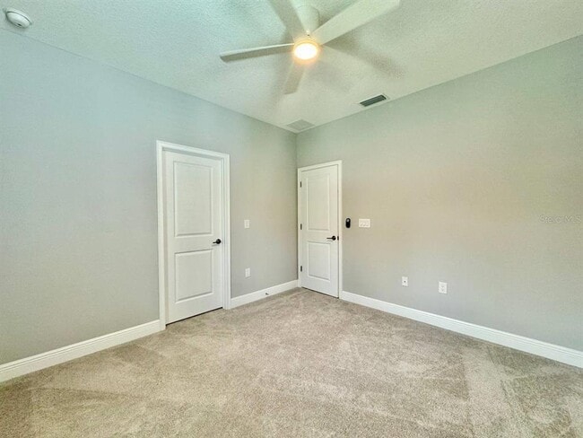 Building Photo - 816 W Adalee St