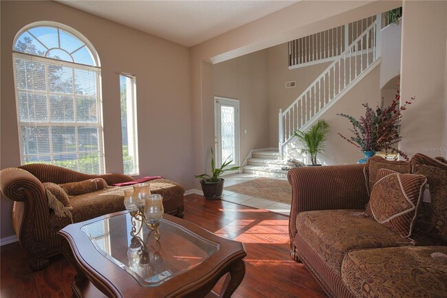 Building Photo - 2409 Greenwillow Dr