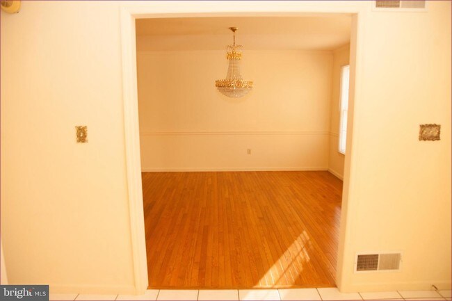 Building Photo - 519 Cobbler Ct